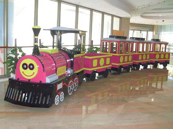 商場(chǎng)無軌小火車